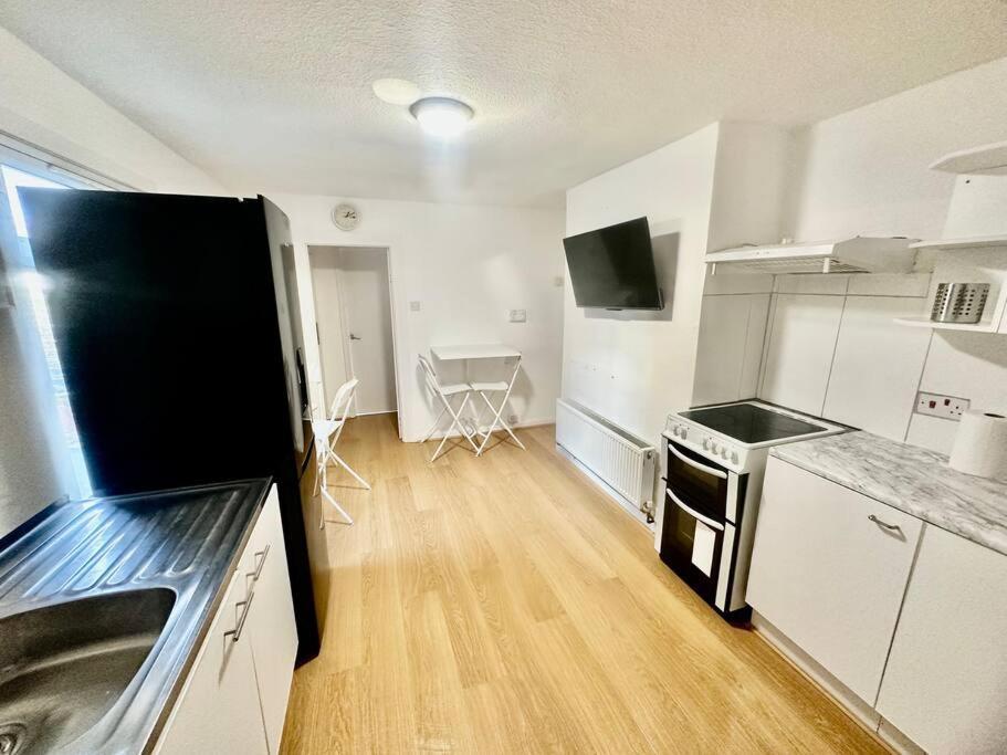 Cosy Two Bedroom Apartment,Se13 London Luaran gambar