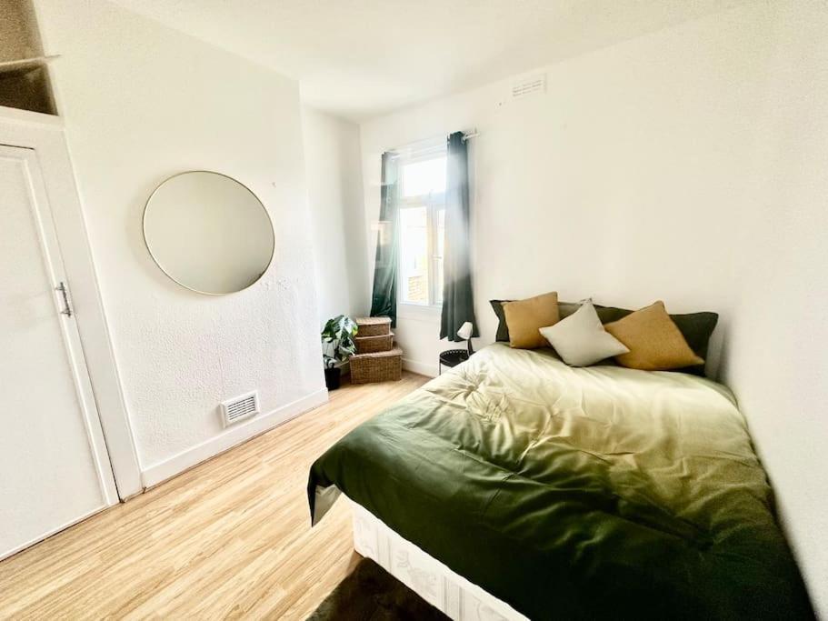 Cosy Two Bedroom Apartment,Se13 London Luaran gambar
