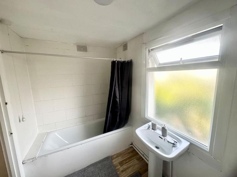 Cosy Two Bedroom Apartment,Se13 London Luaran gambar